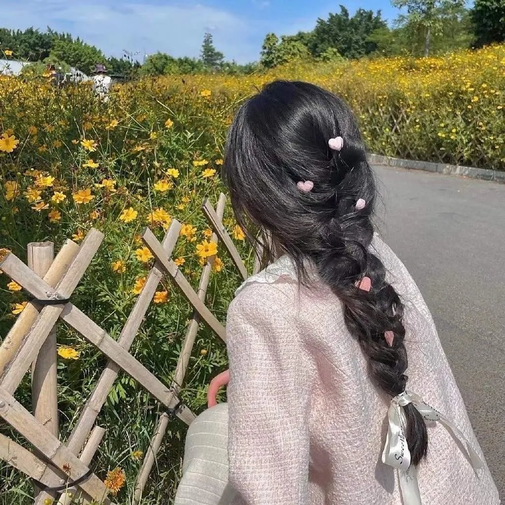 爱在心里怎知道